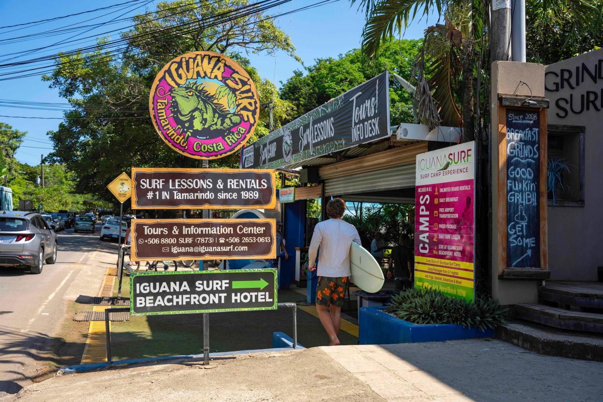 ホテル Iguana Surf Camp タマリンド エクステリア 写真