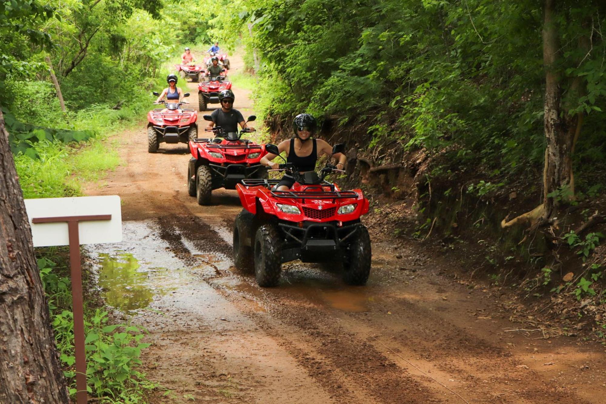 ホテル Iguana Surf Camp タマリンド エクステリア 写真